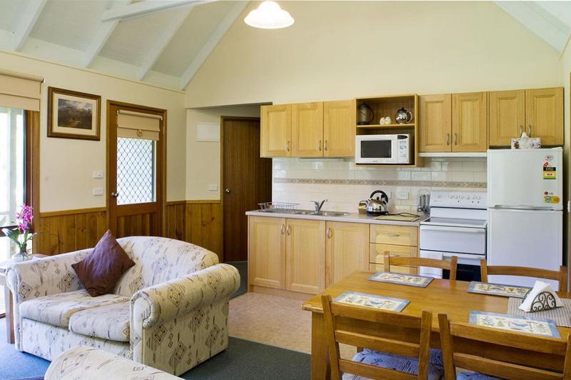 Shady Brook Cottages Harrietville Exterior photo